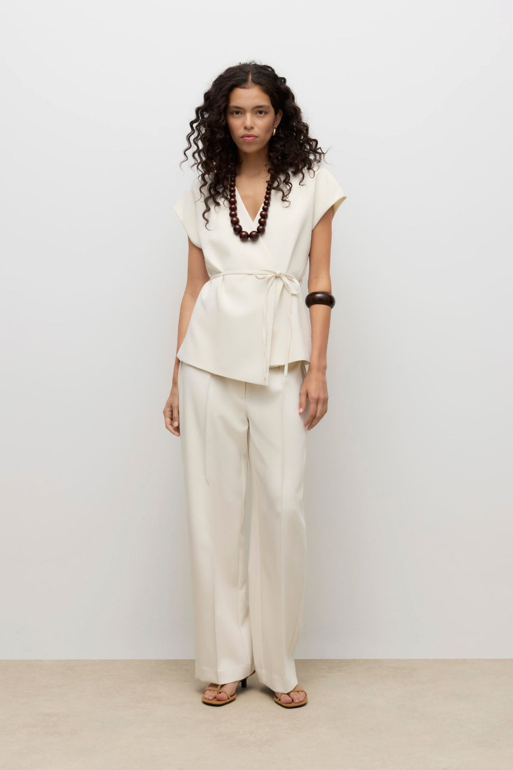 Vannah Midi-Weste mit V-Ausschnitt – Birke