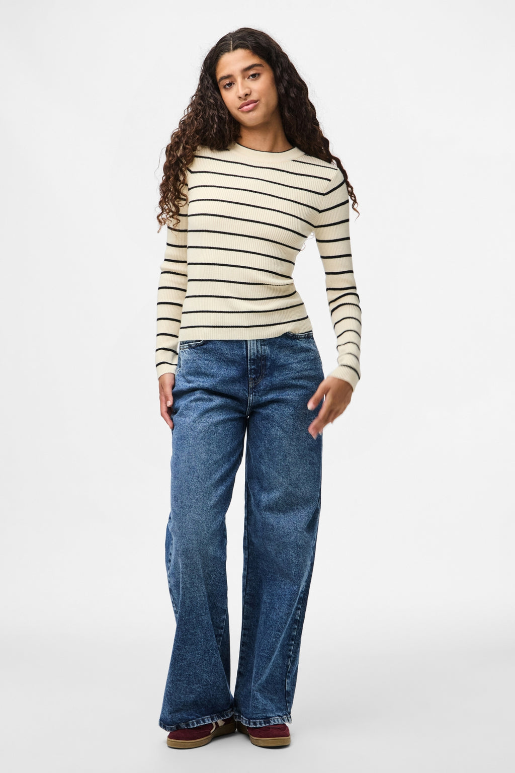 Mira New O-Neck Strick – Birke/Schwarz