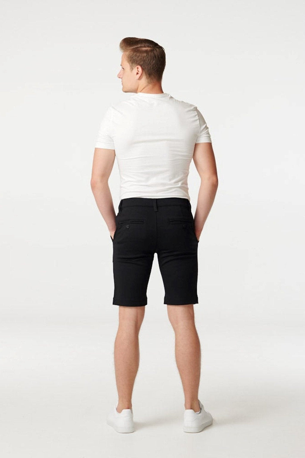 Chino Shorts - Schwarz