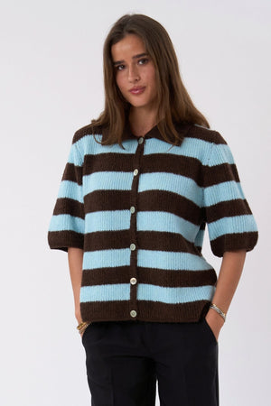 Alba Polo Knit – Schokolade/Hellblau