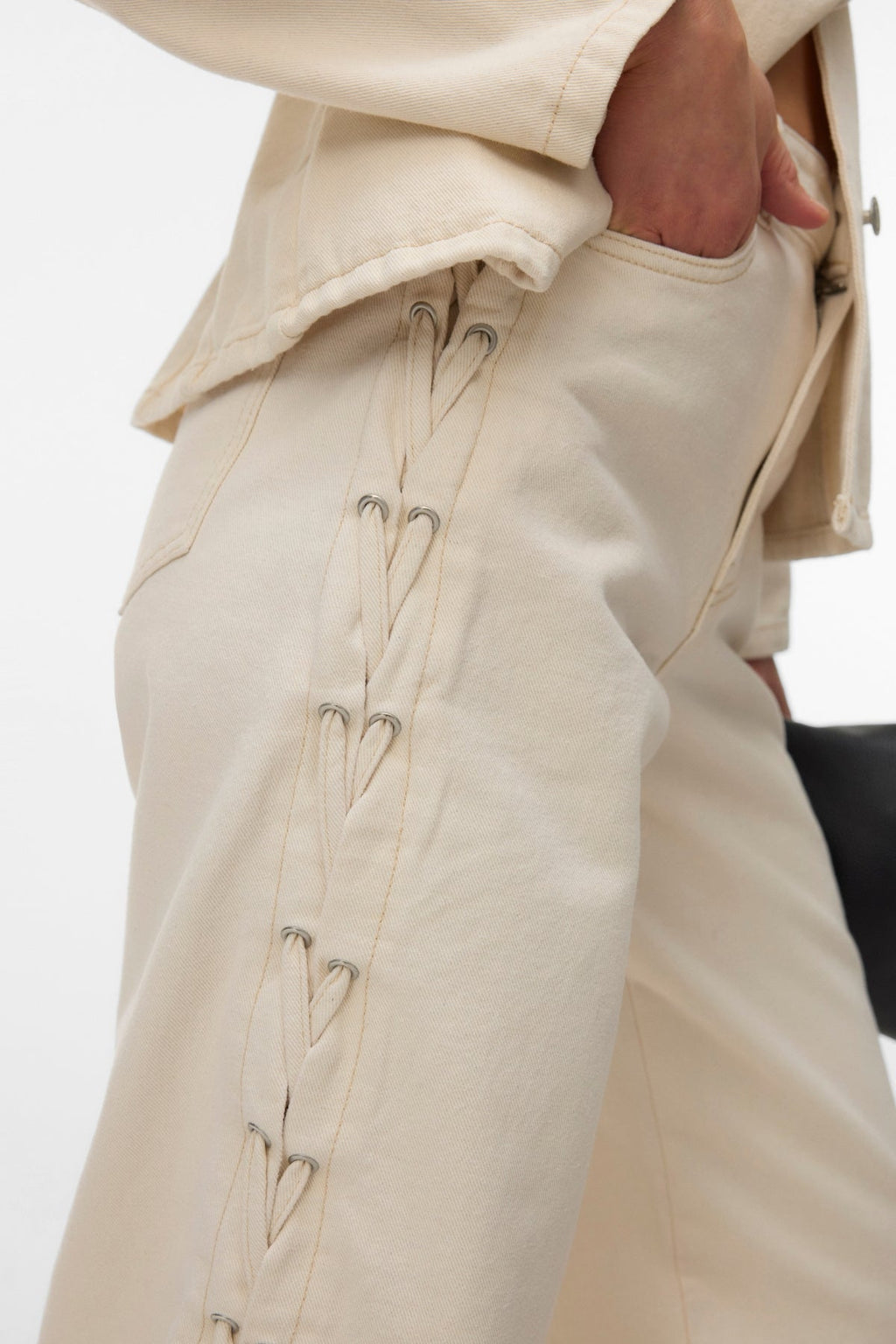 Rae Wide String Jeans – Ecru