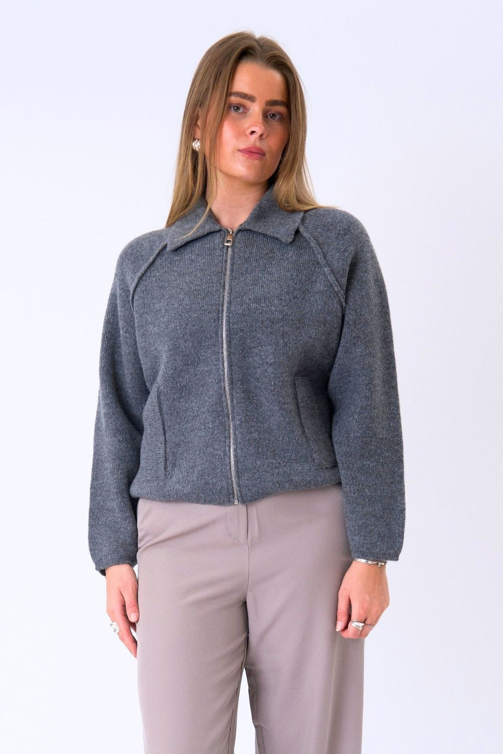 Selma Strickreißverschluss – Grau