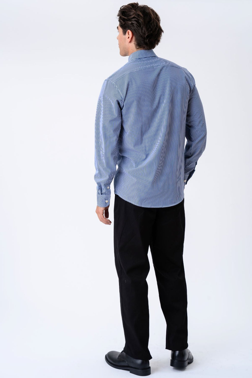 The Original Premium Performance Hemd – Weiß/Marineblau