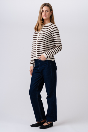 Gestreifter Crizette-Strick-Cardigan – gebrochenes Weiß/Braun