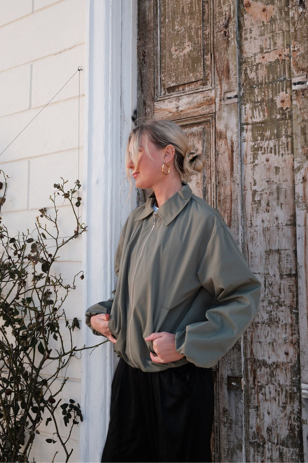 Ines kurze Jacke – Khaki