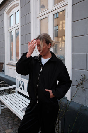 Ines Kurzjacke - Schwarz