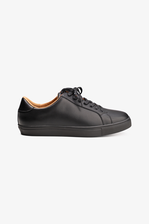 Klassischer Sneaker - Schwarz/Schwarz