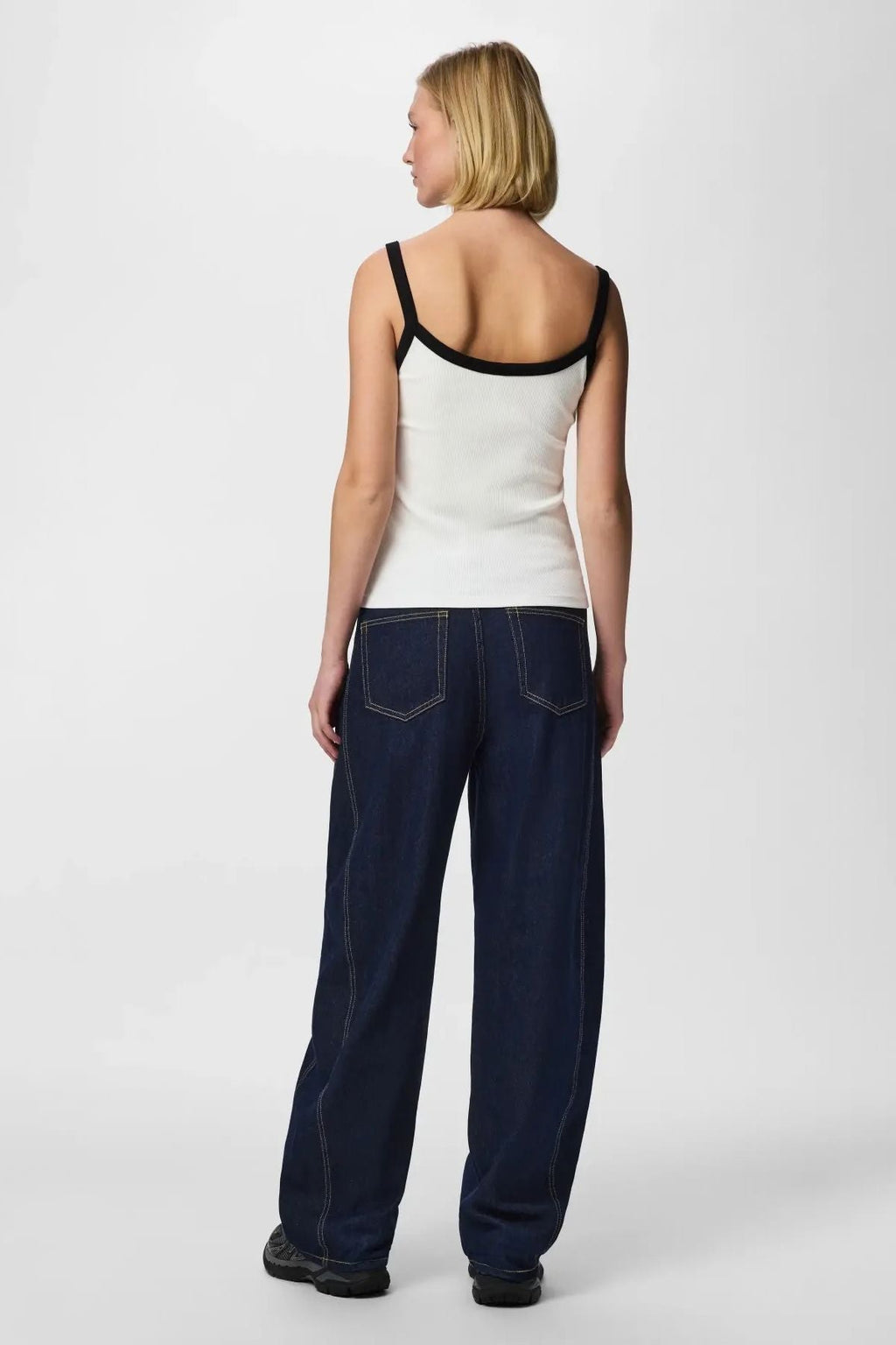 May Trägertop - Hellweiß-Schwarz