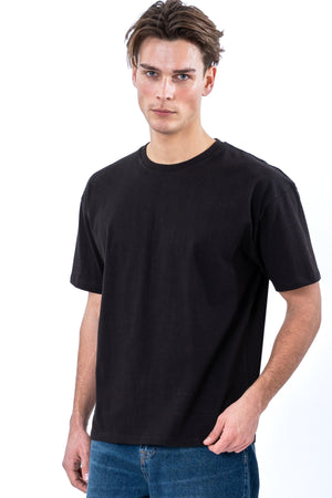 Kastenförmiges T-Shirt - Schwarz
