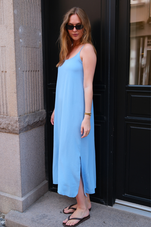 Alicia Kleid - hellblau