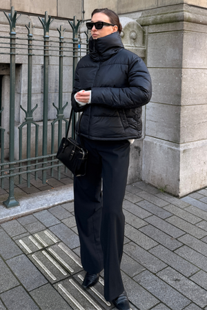 Kurze Pufferjacke - Schwarz