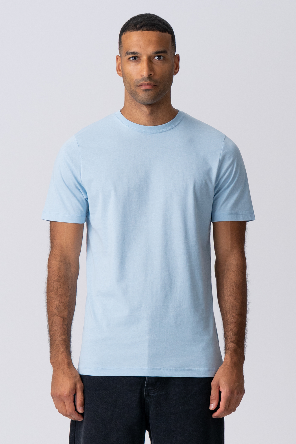 Basic T-Shirt - Hellblau