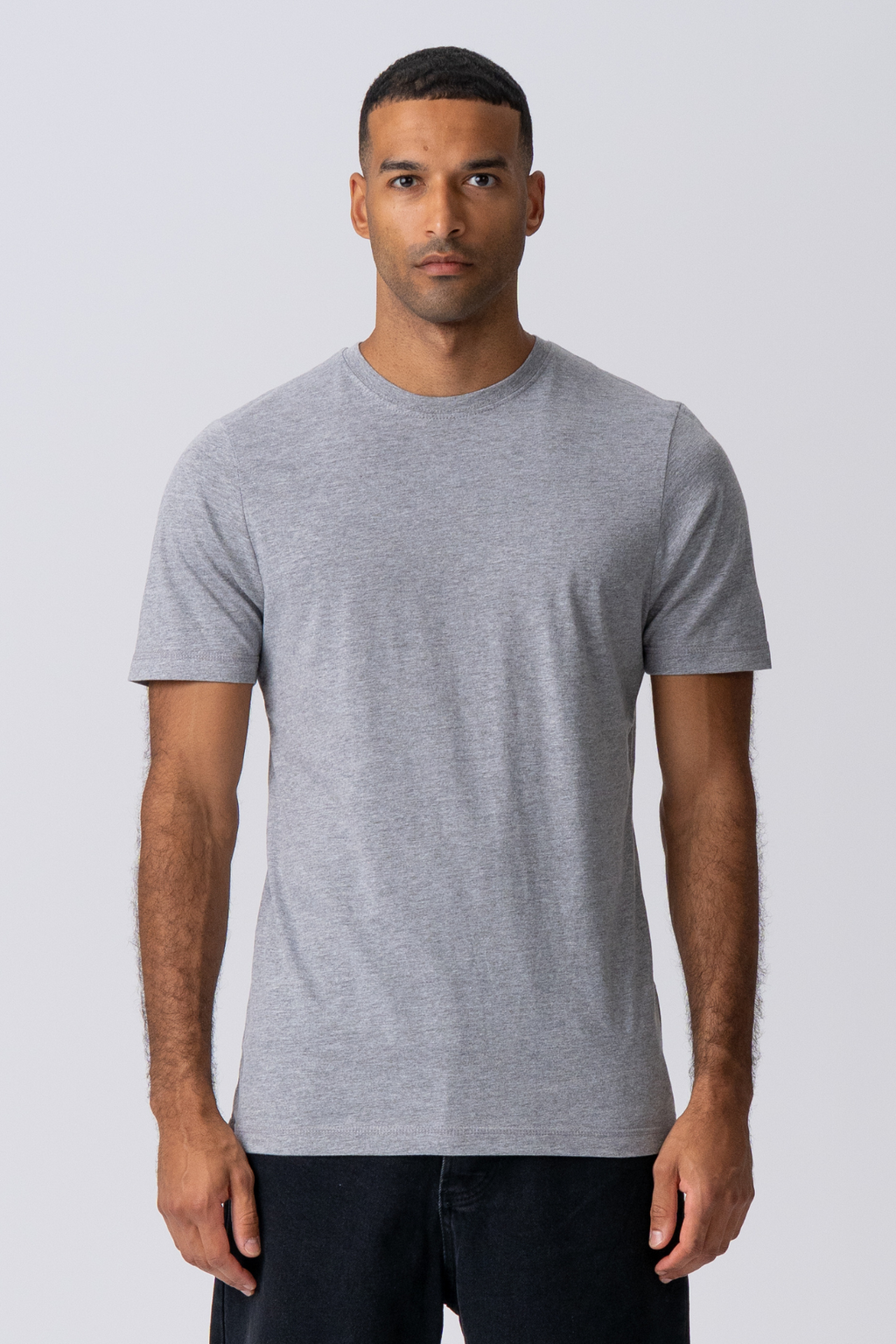 Basic T-Shirt - Grau