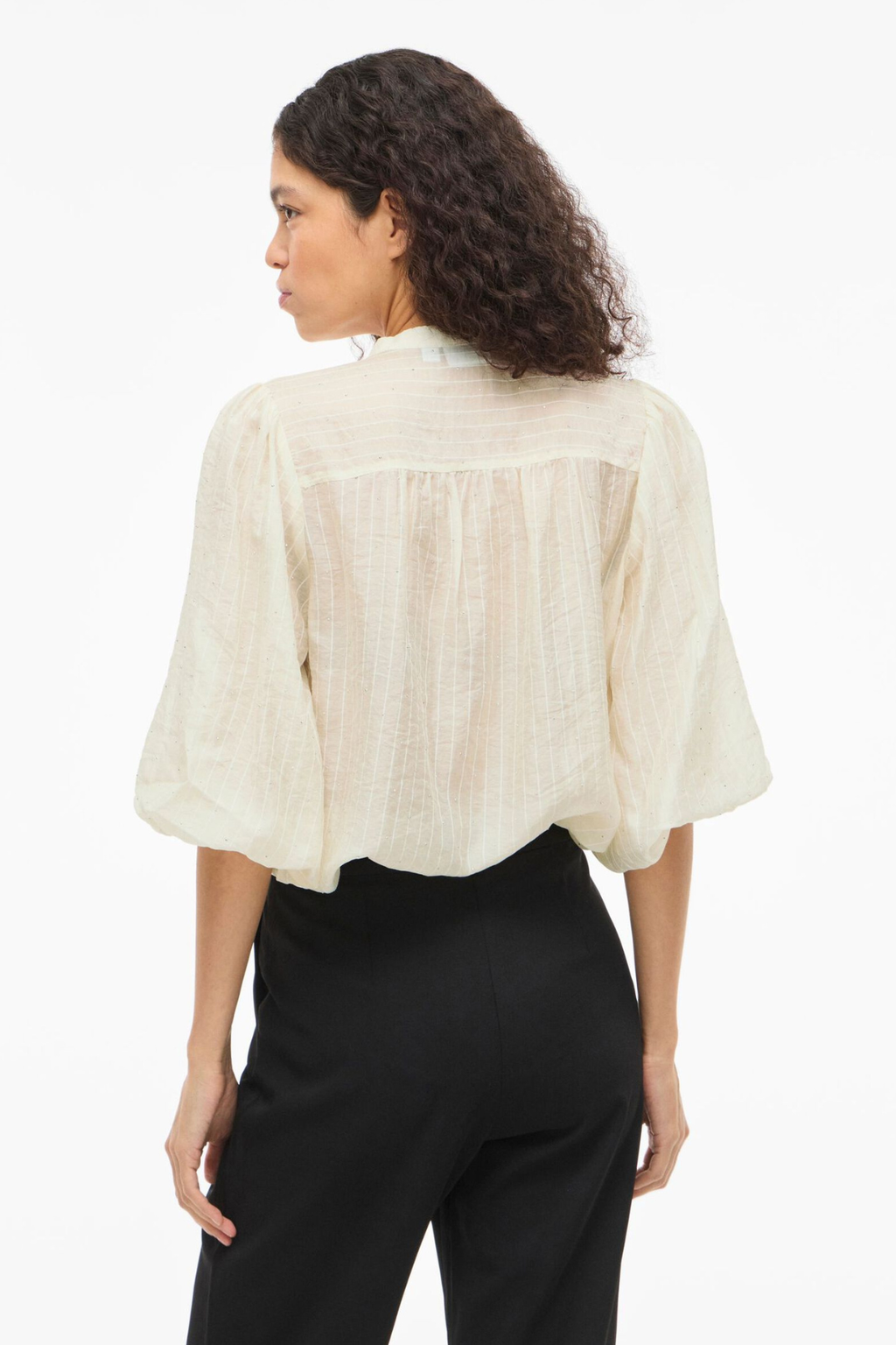 Oberteil mit Strassknöpfen – Birke