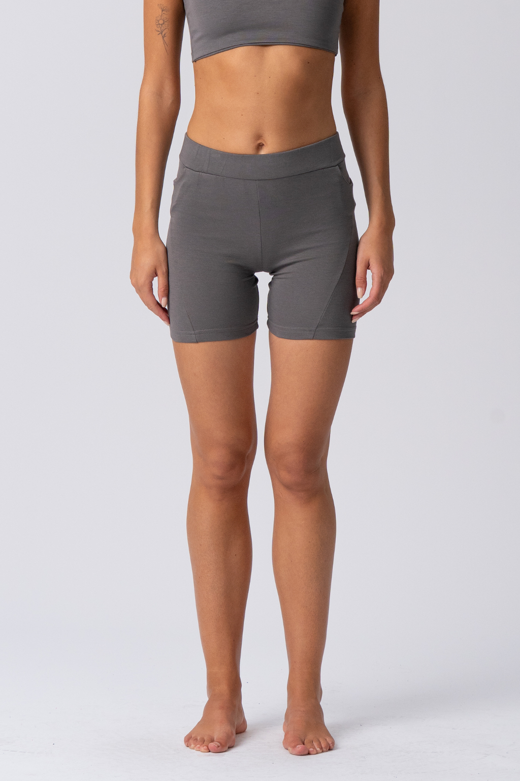 Alisa Shorts - Grau