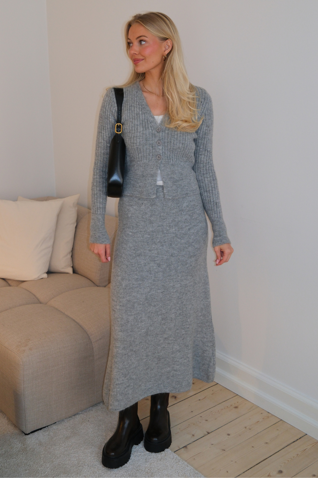 Nova Krawattenbluse gestrickt – Grau