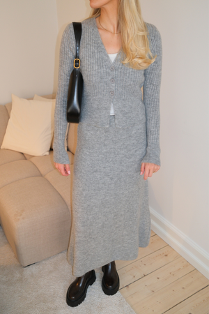 Nova Strickrock – Grau