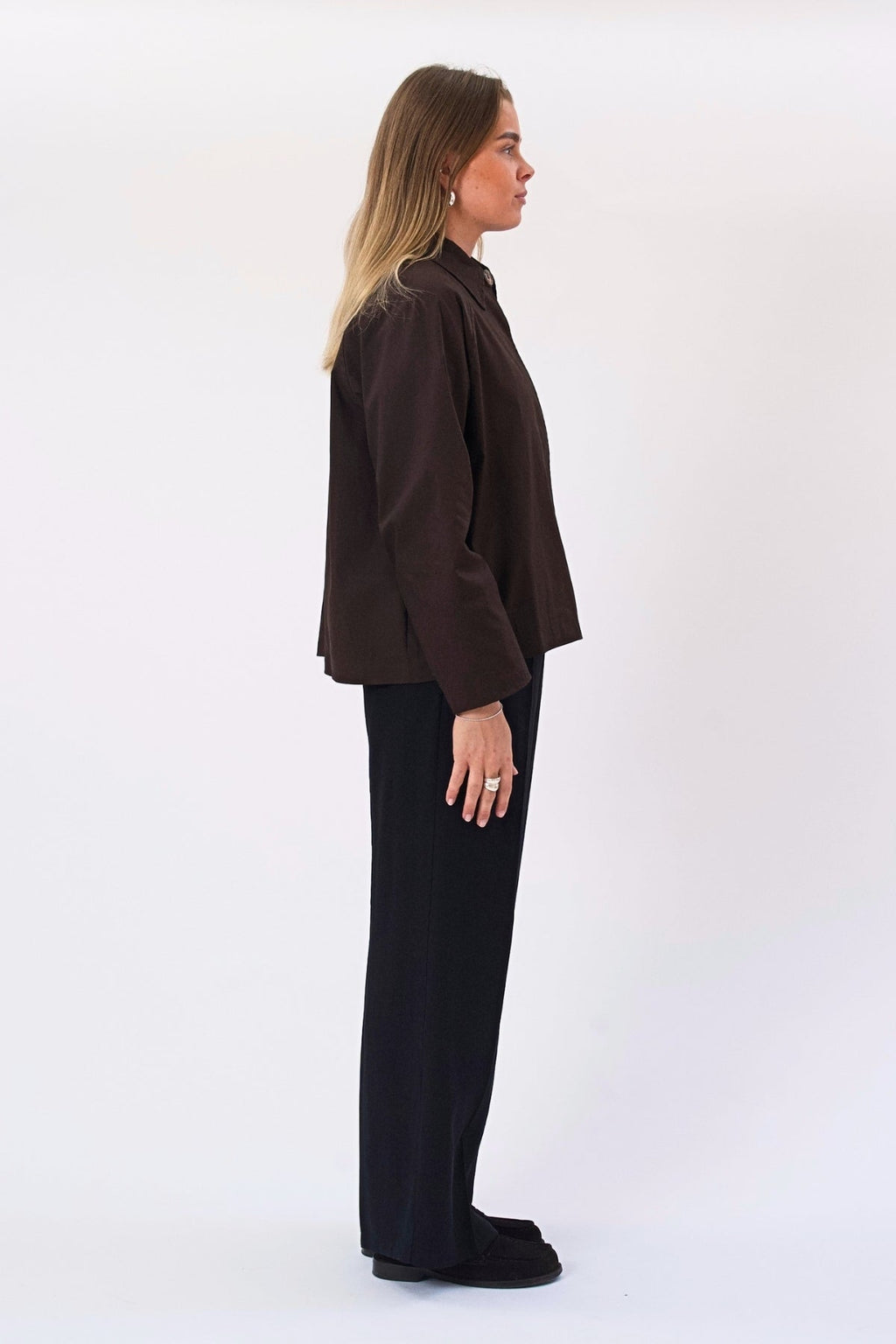 Mavis kurze Jacke – Dunkelbraun