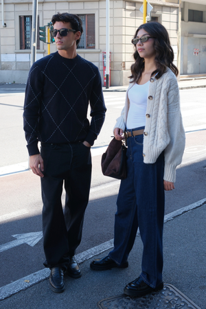 Isaac Wool Strick - dunkle Marine