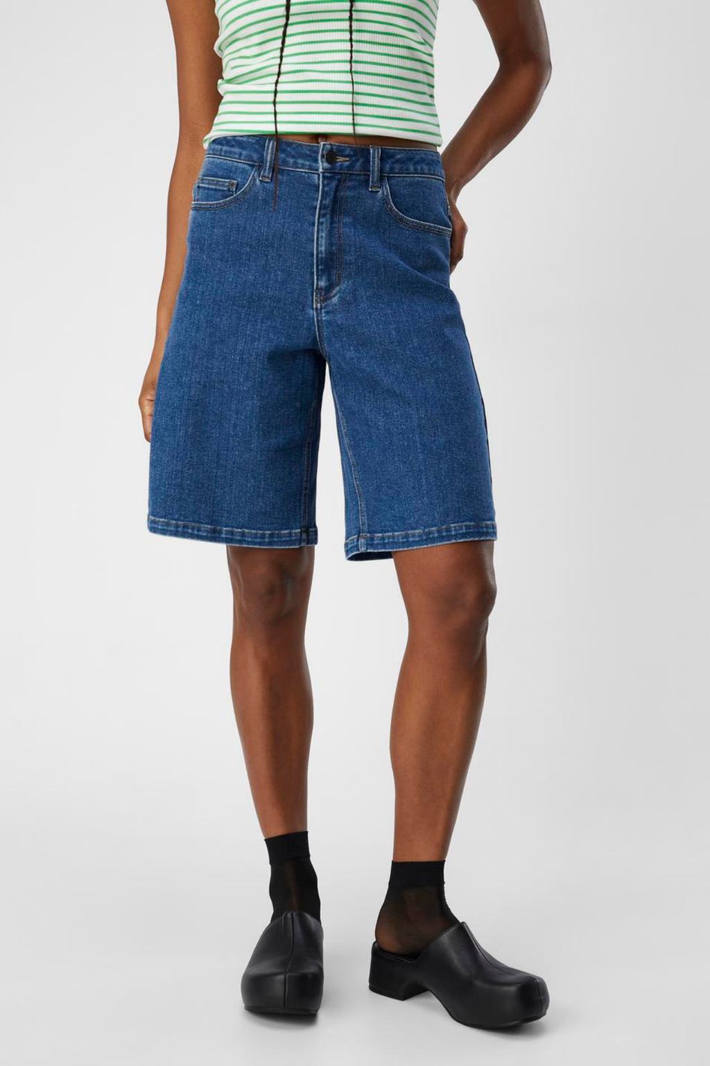 Carol Denim Shorts - mittelblauer Denim