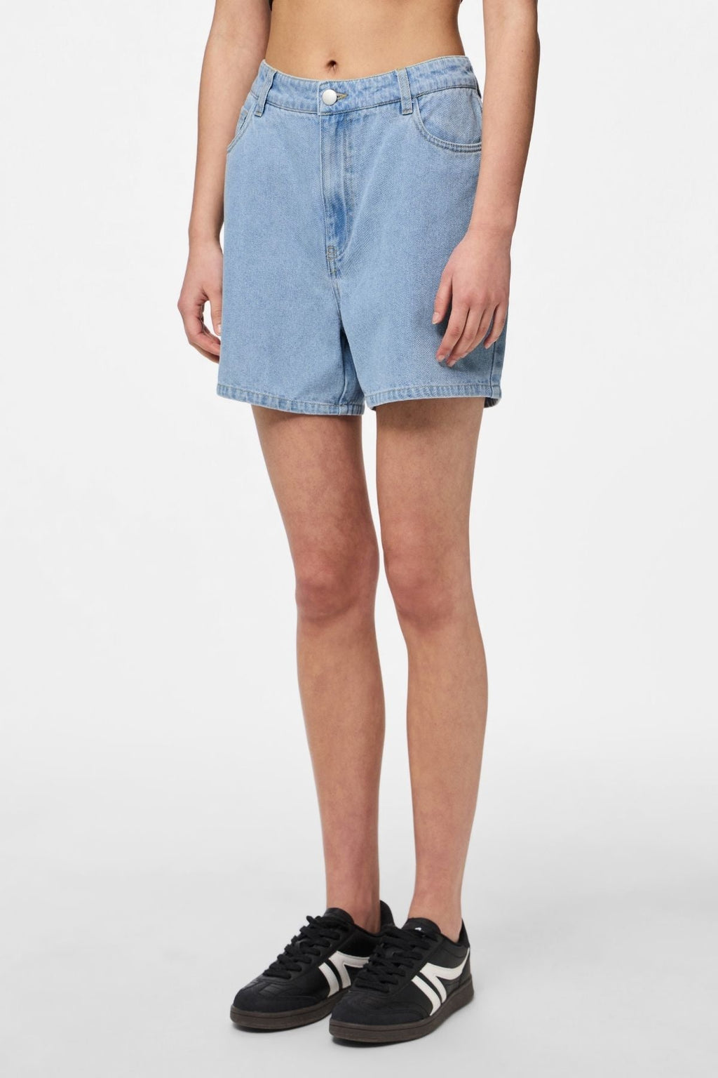 Abbi Shorts - Hellblauer Denim