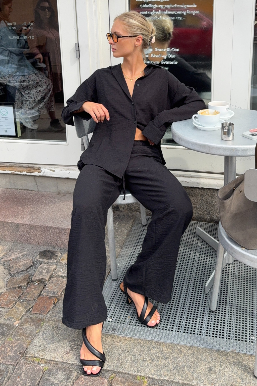 Lilly Shirt - Schwarz