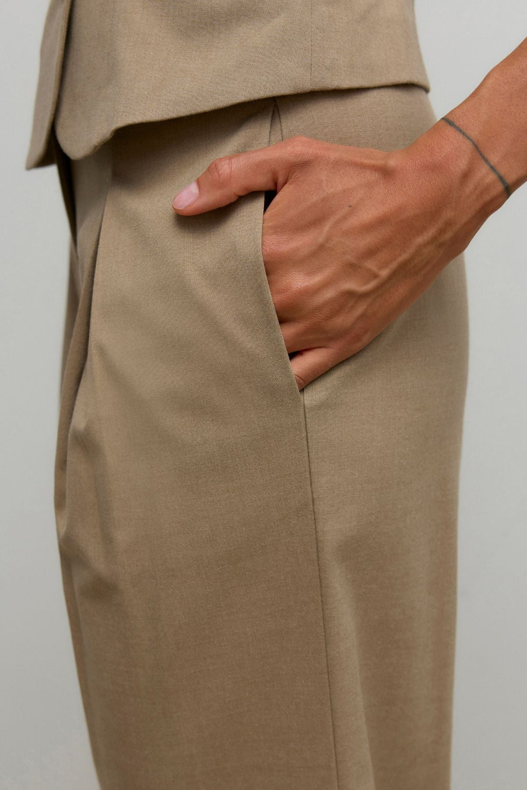 Ayah Hw Wide Hose – Dune Melange