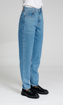 The Original Performance Mama Jeans - hellblauer Denim