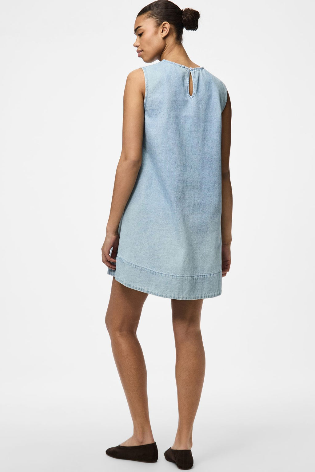 Flora Mini-Jeanskleid – Hellblauer Denim