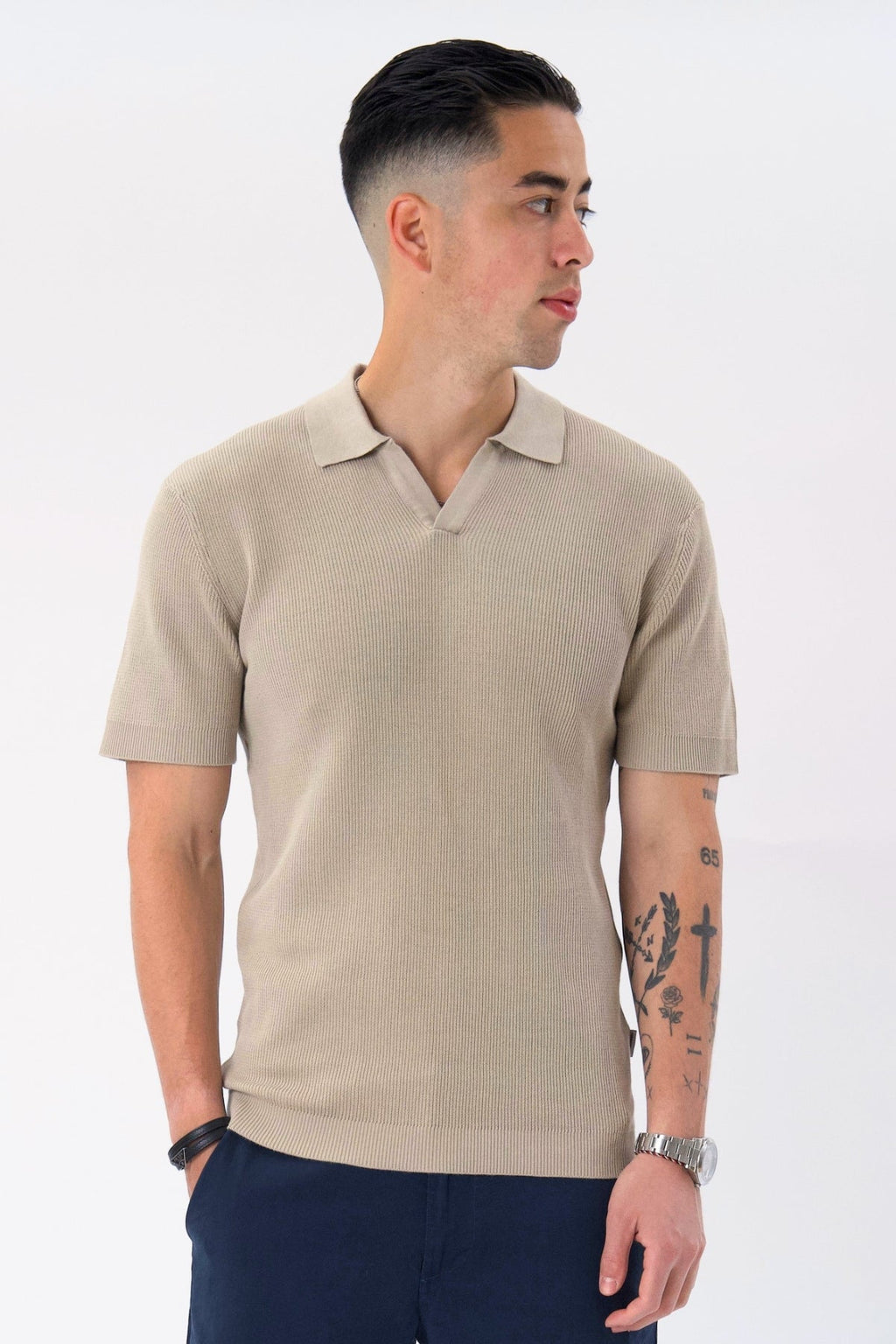 Garry Strickpolo – Sand