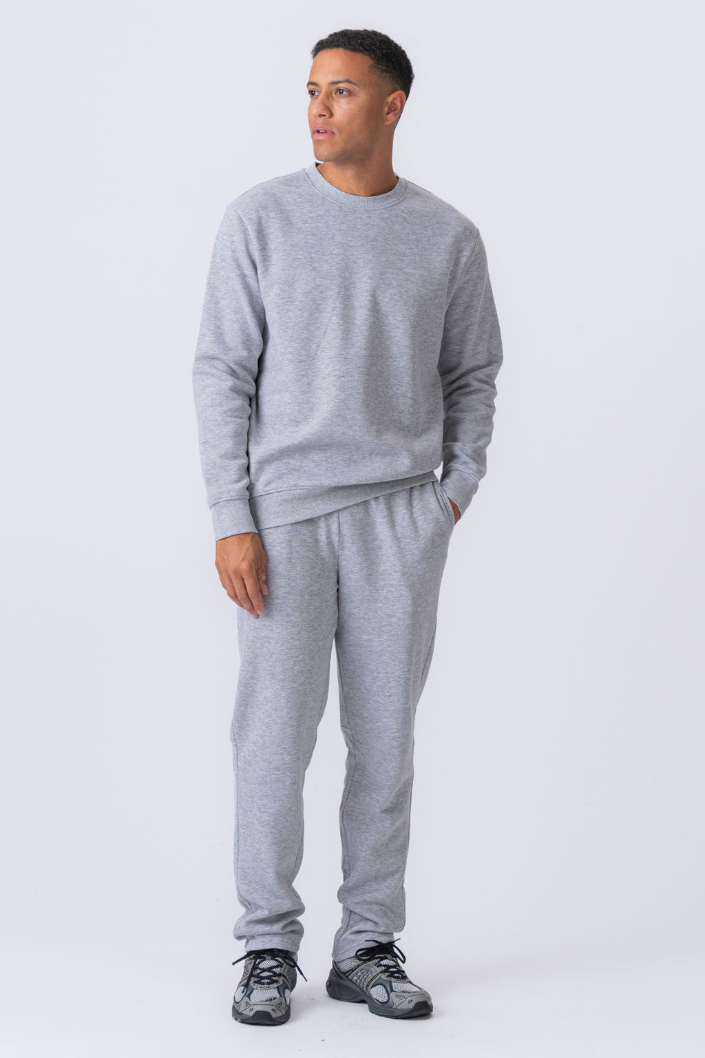 Essential Sweatset – Grau