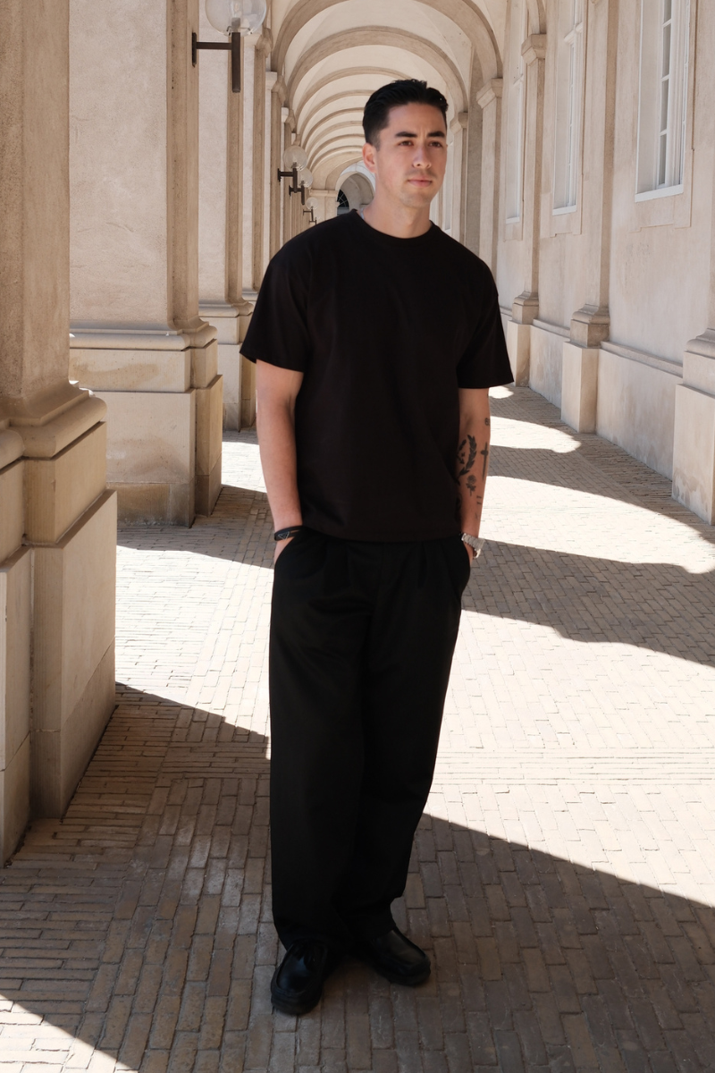 Kastenförmiges T-Shirt - Schwarz