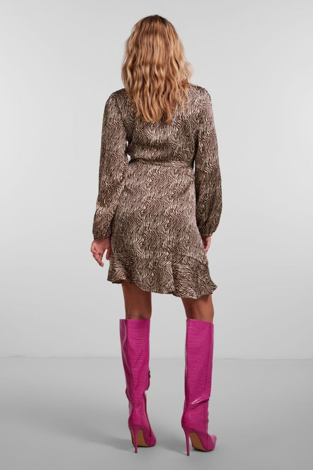 Julia Wrap Kjole - Chicorée Kaffee