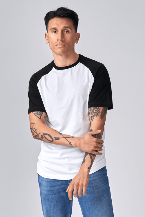 Basic Raglan T -Shirt - Schwarz und Weiß