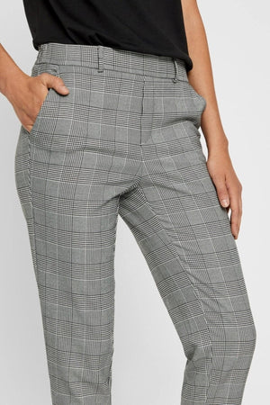 Maya Pants mit Würfel - grau / weiß