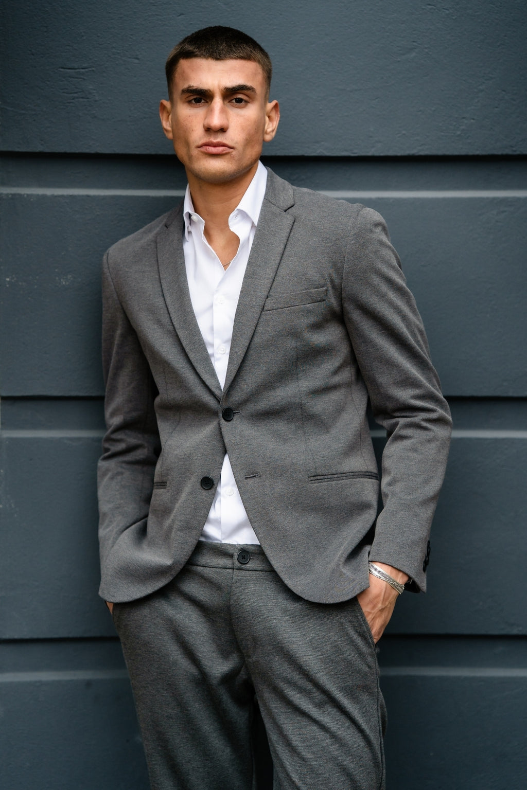 The Original Performance Anzug Regular Passform – (Dunkelgrau)