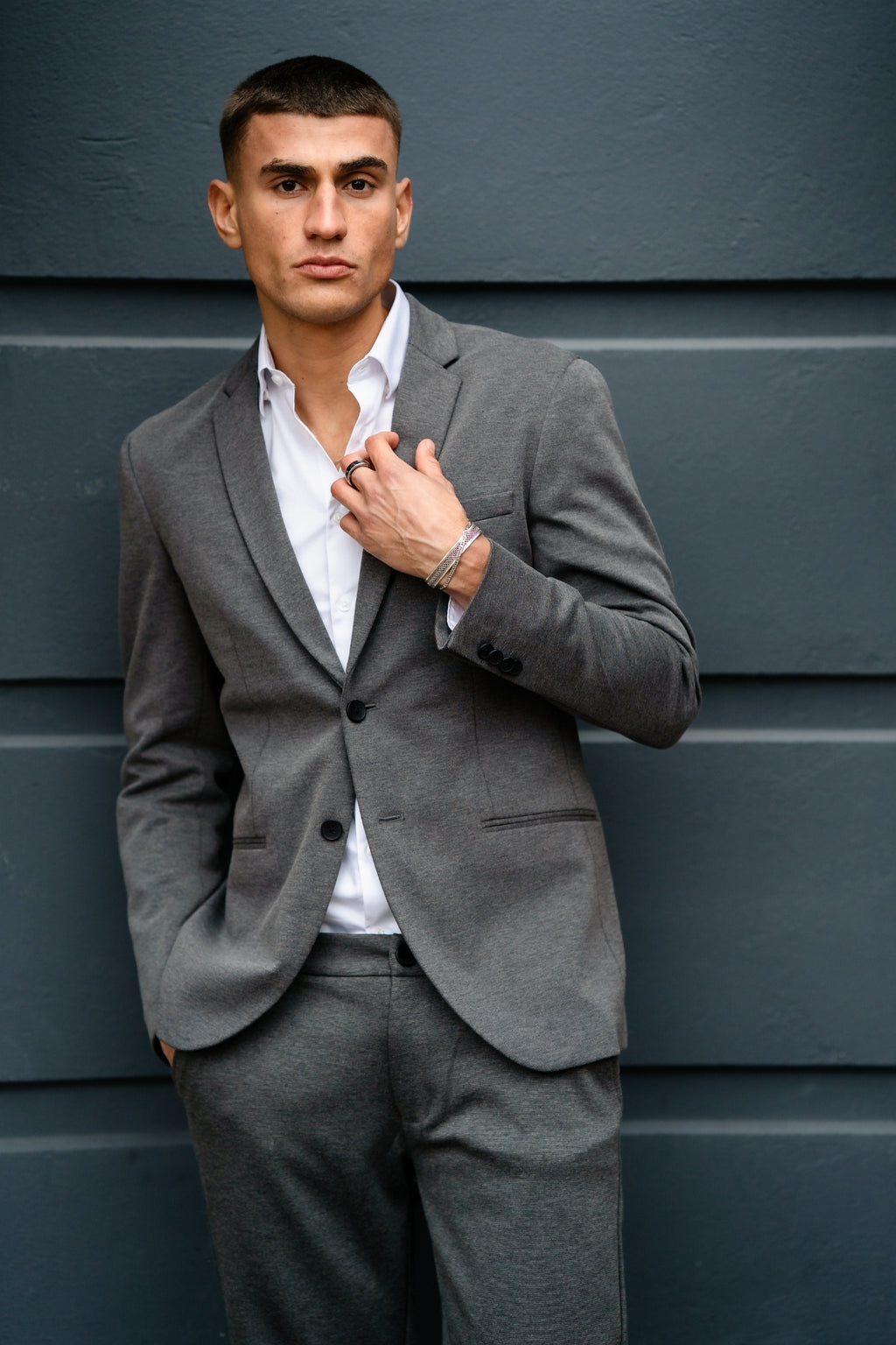 The Original Performance Anzug Regular Passform – (Dunkelgrau)