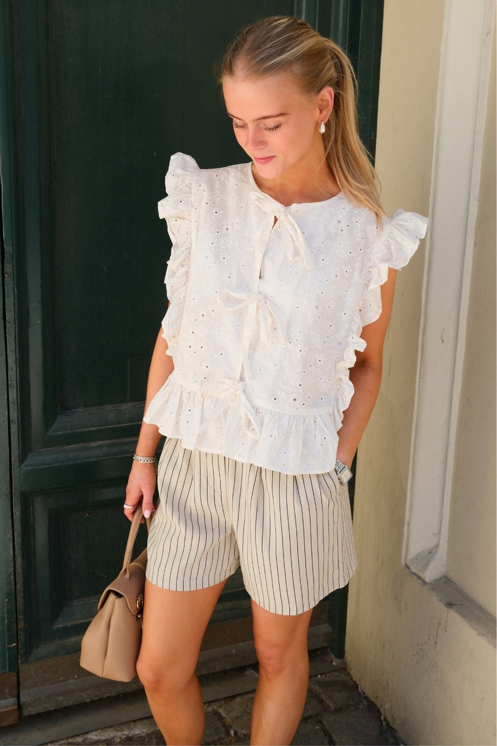 Jesmilo Shorts - Silberstreifen