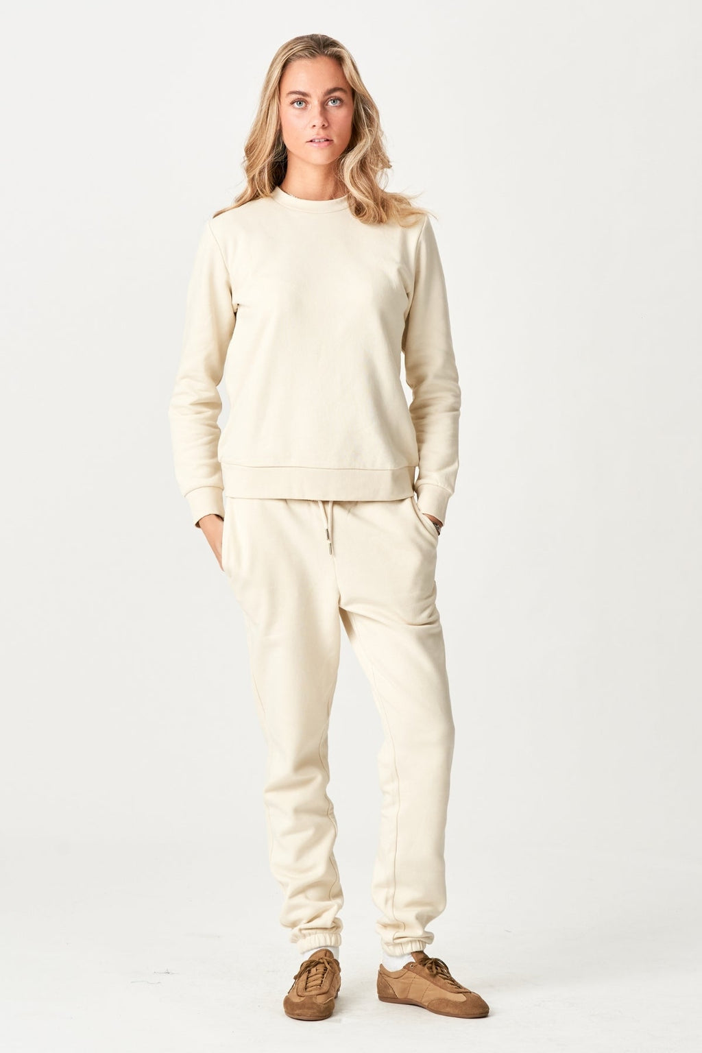 Basic Sweatsuit mit Hoodie (leichter Beige) - Paketangebot (Damen)