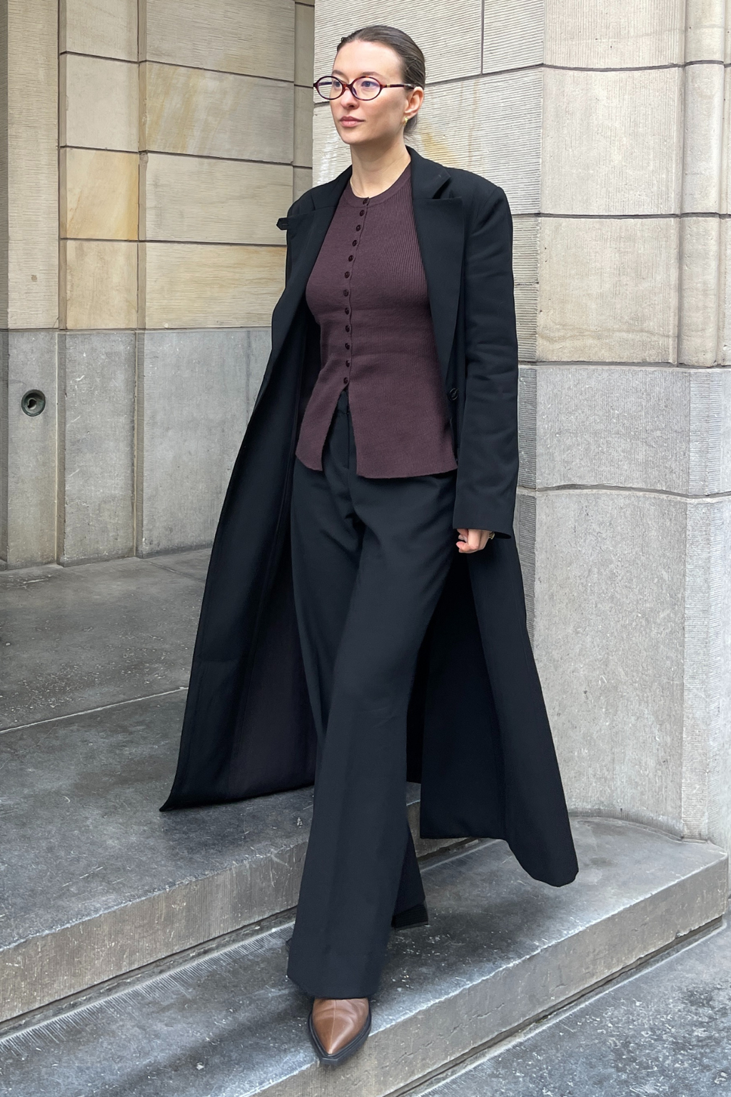 Ukino O -Neck Strick -Strickjacke - Schokoladenpflaume