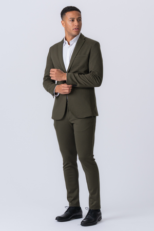 The Original Performance Suit™️ (Dunkelgrün) + Krawatte - Paketangebot