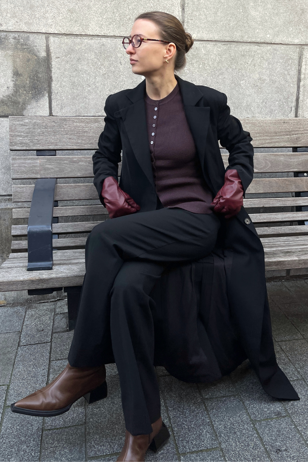 Ukino O -Neck Strick -Strickjacke - Schokoladenpflaume