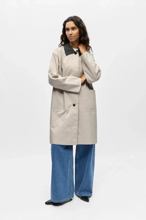 Langer Alora-Trenchcoat – Birkenmagnet