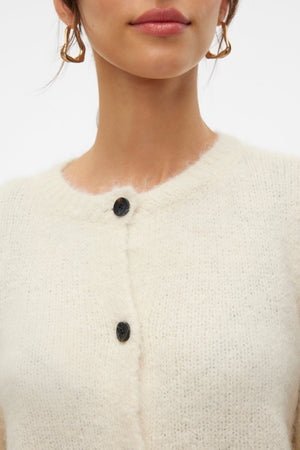 Novah Cardigan mit O-Ausschnitt und Knöpfen – Birke