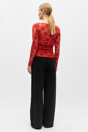 Elodie Top – Cranberry-Weihnachtsstern-Rosen