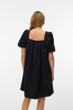 Ann Ss Kurzes Kleid mit quadratischem Ausschnitt - Schwarz