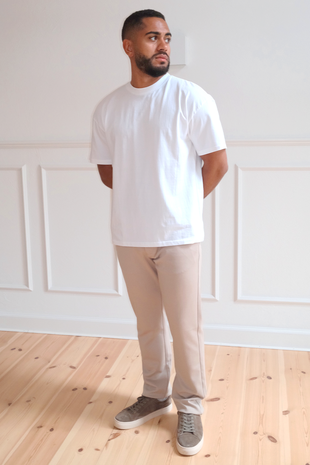 Kastenförmiges T-Shirt – Weiß