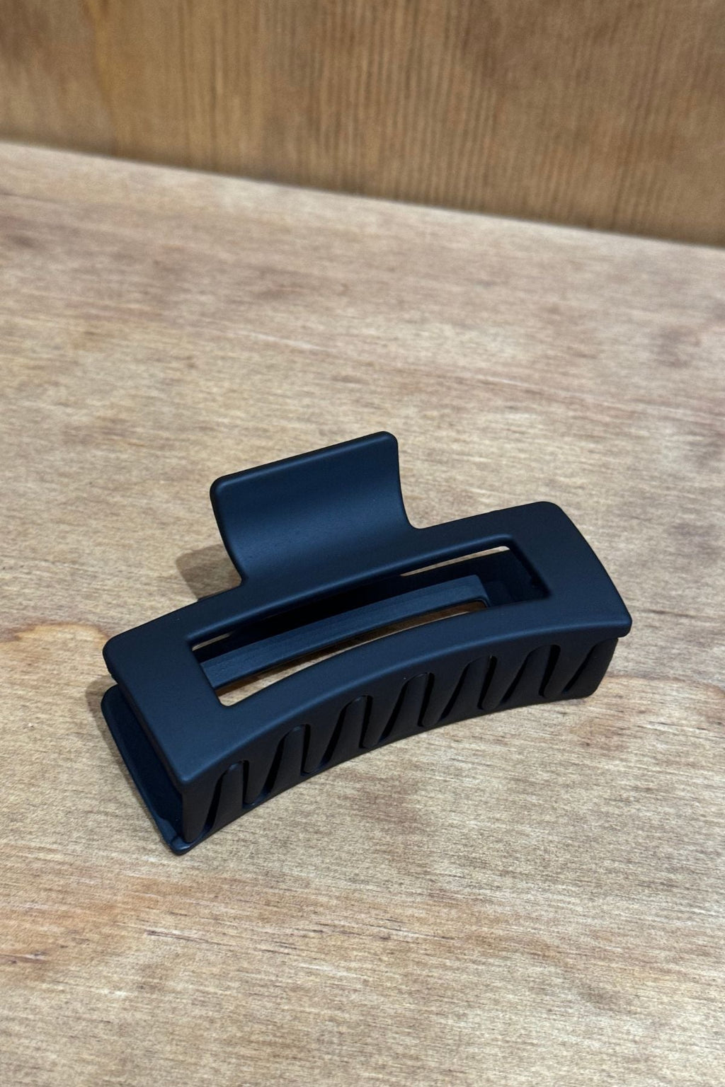 Luna Hair Clip - Matt Black