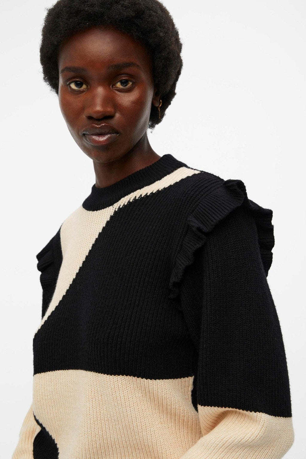 Malena Ruffle Pullover Strik - Sandschale