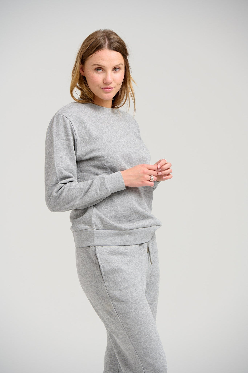 Basic Crewneck -Schweiß - hellgraue Melange